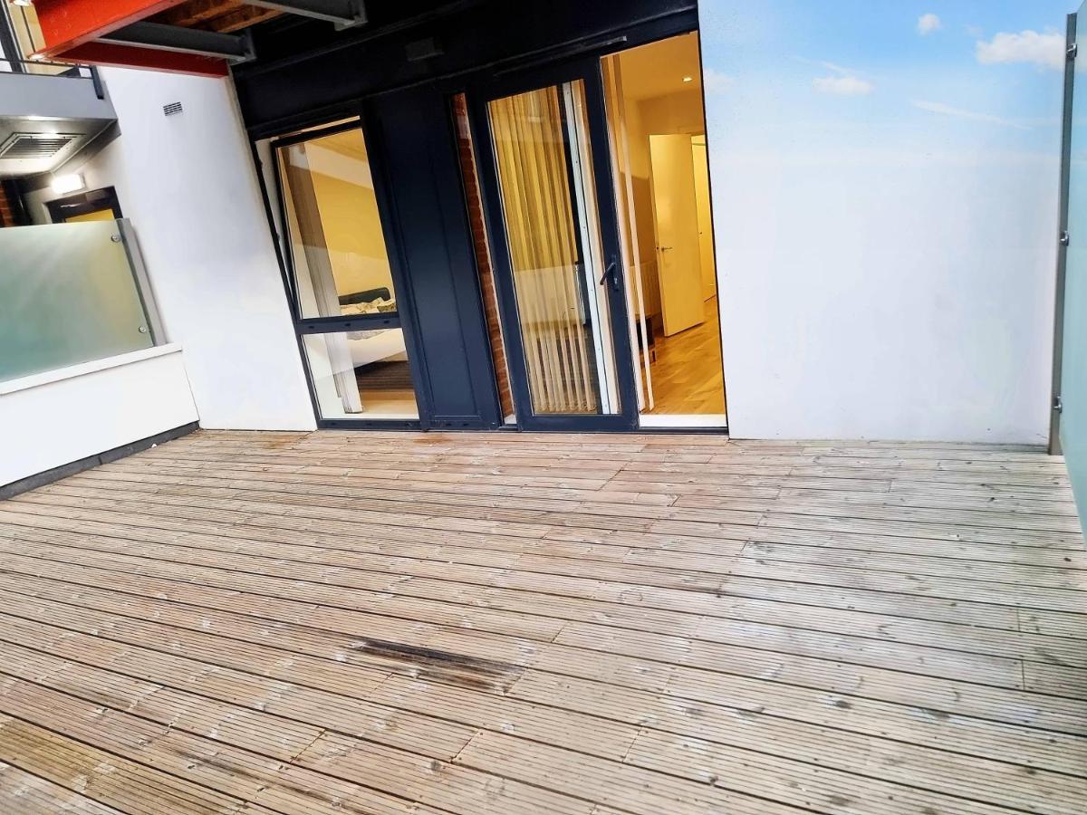 Your Riverside Home 2 With Private Balcony London Exterior photo